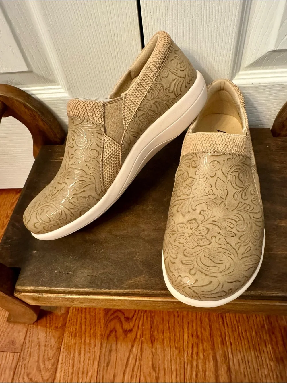 NWOT- ALEGRIA DUETTE WOMENS COMFORTABLE SHOES EU 36/ US 6